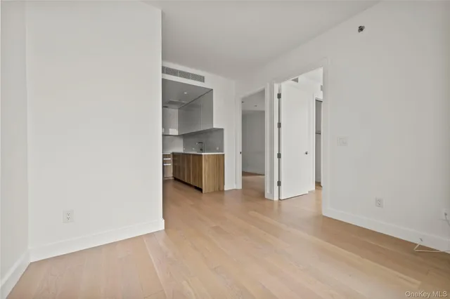 $898,000 | 13618 Maple Avenue, Unit 5F | Flushing