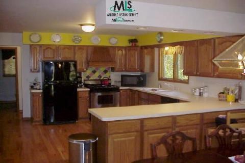 10246 Pound Road Columbus, MI 48063 - Photo 4 of 9 793600-3.JPG