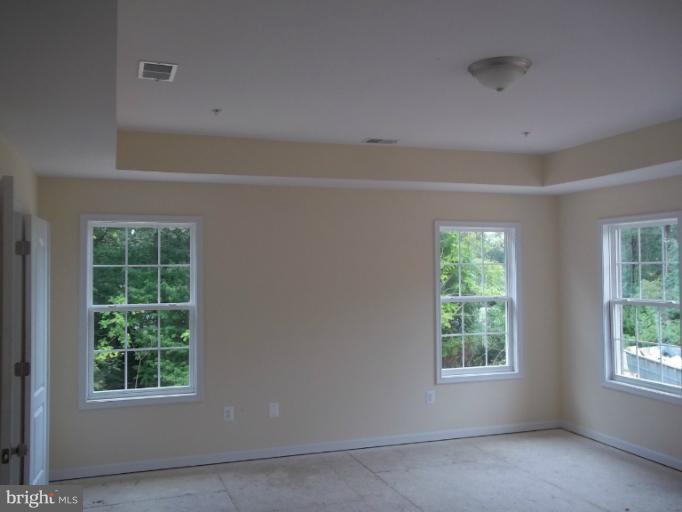 19041 Poplar Ridge Road Brandywine, MD 20613 - Photo 11 of 30 Bedroom (Master)