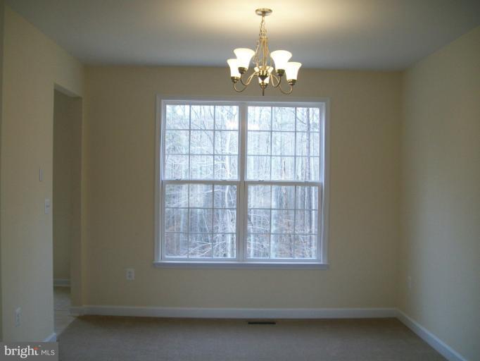 19041 Poplar Ridge Road Brandywine, MD 20613 - Photo 3 of 30 Dining Room