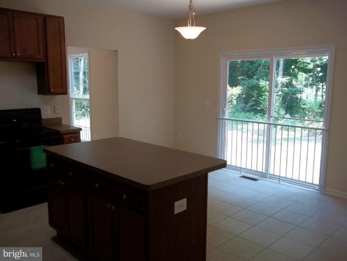 19041 Poplar Ridge Road Brandywine, MD 20613 - Photo 23 of 30 BKFST NOOK