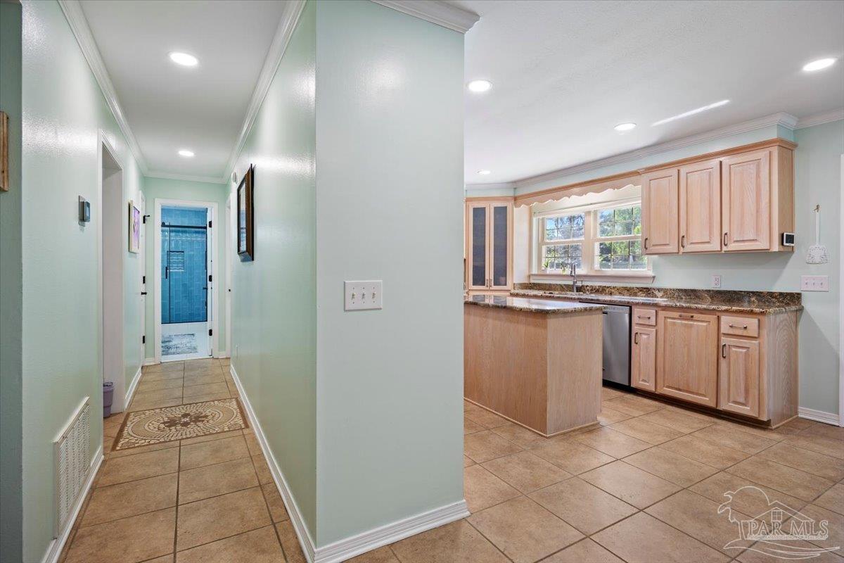 4431 Canopy Road Pensacola, FL 32504 - Photo 9 of 44 Gallery Image 9