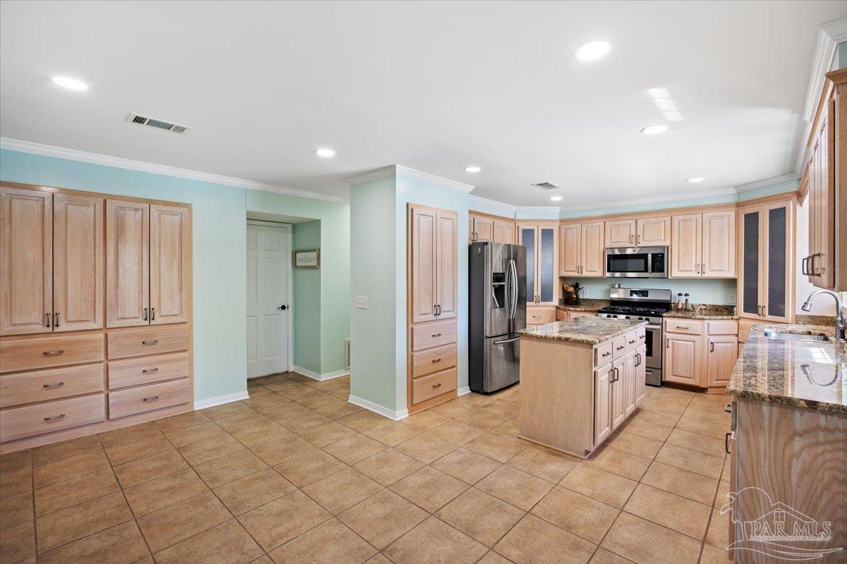 4431 Canopy Road Pensacola, FL 32504 - Photo 10 of 44 Gallery Image 10
