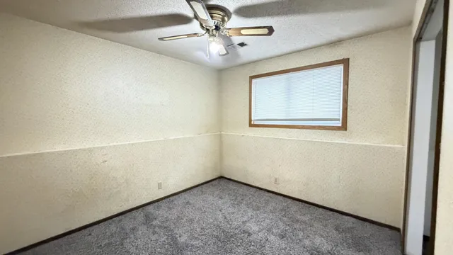 $242,000 | 1548 7th Street East, St. Paul, MN 55106