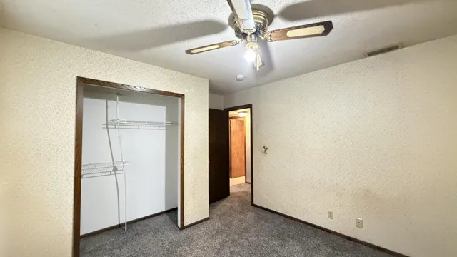 $242,000 | 1548 7th Street East, St. Paul, MN 55106