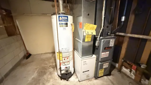 $242,000 | 1548 7th Street East, St. Paul, MN 55106