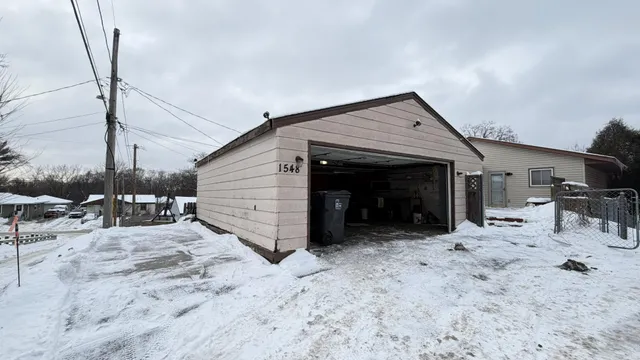 $242,000 | 1548 7th Street East, St. Paul, MN 55106