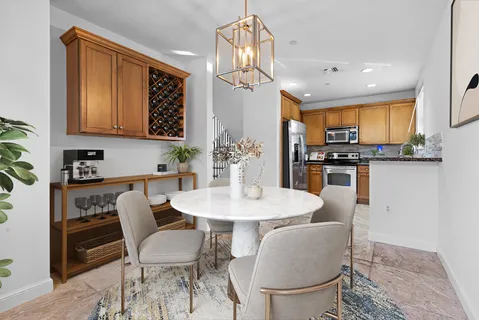 $750,000 | 1600 Northeast 9th Street, Unit 20, Fort Lauderdale, FL 33304