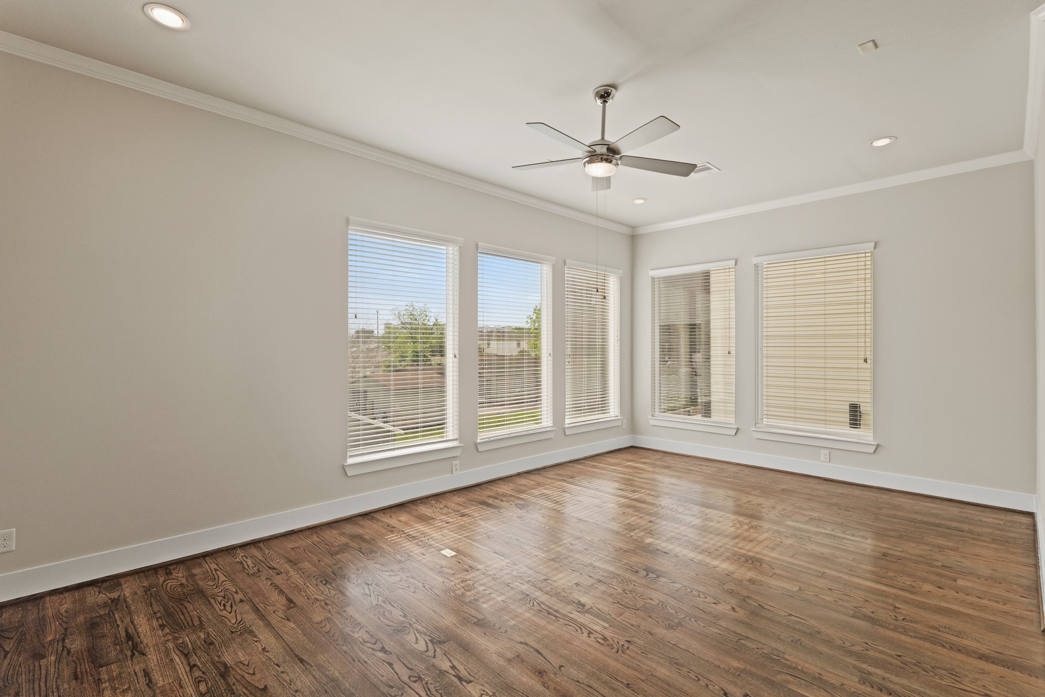 906 West 17th Street, Unit E Houston, TX 77008 - Photo 13 of 36