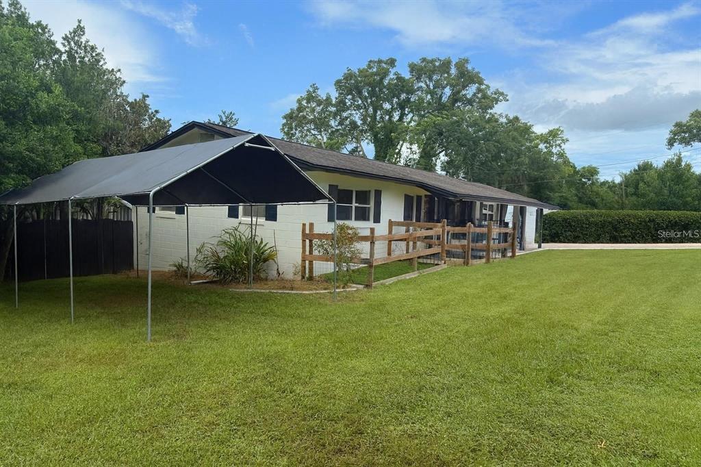 2304 Country Club Road Eustis, FL 32726 - Photo 4 of 19