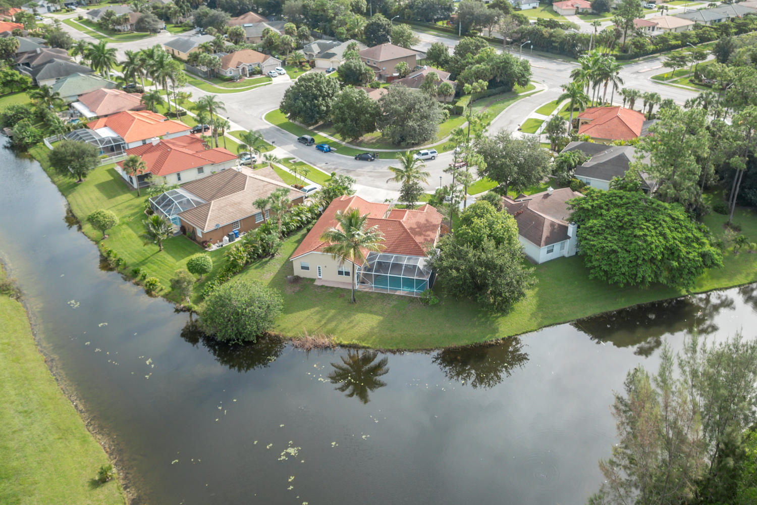 107 Nottingham Road Royal Palm Beach, FL 33411 - Photo 3 of 27 Beautiful lake views