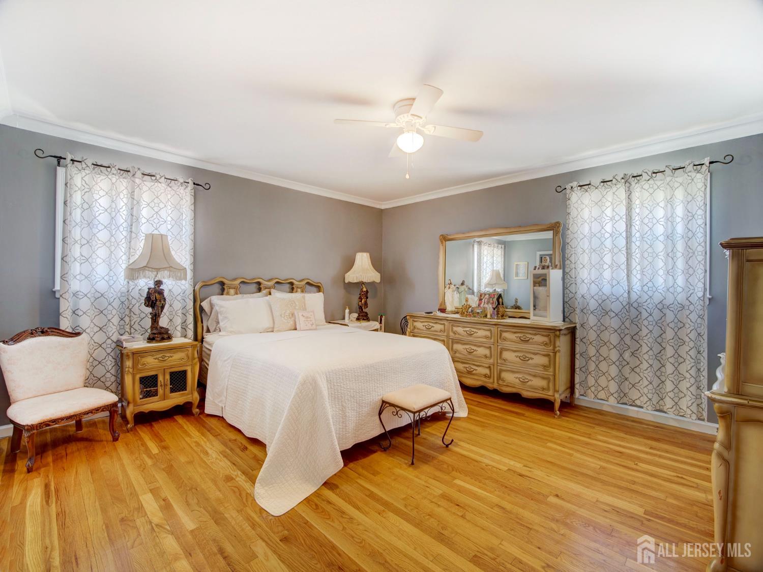 60 South Cliff Road Colonia, NJ 07067 - Photo 17 of 27 Gallery Image 17