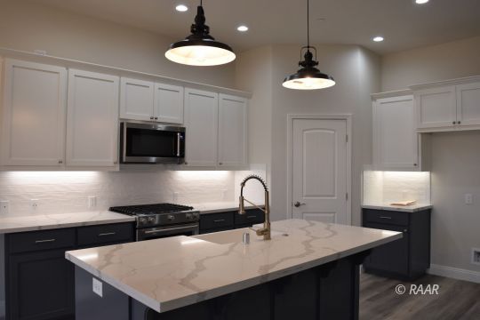 156 Rainshadow Court Ridgecrest, CA 93555 - Photo 7 of 35 Gallery Image 7