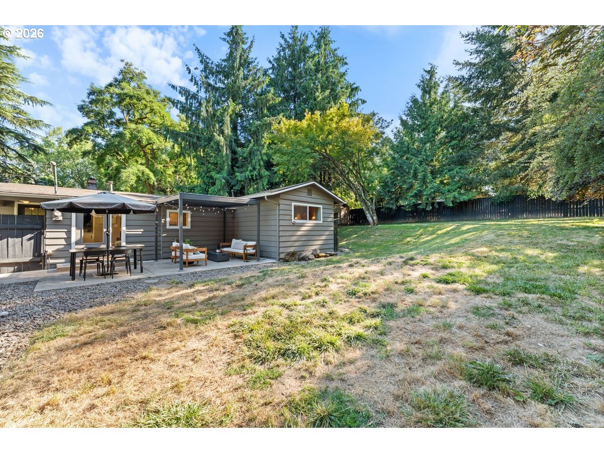 9101 Southwest 23rd Drive Portland, OR 97219 - Photo 36 of 48 Backyard
