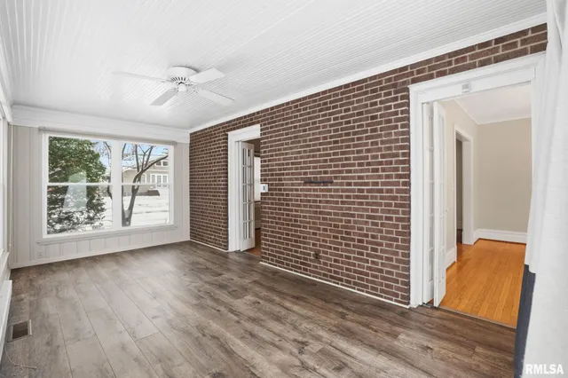 $280,000 | 1330 29th Street, Moline, IL 61265