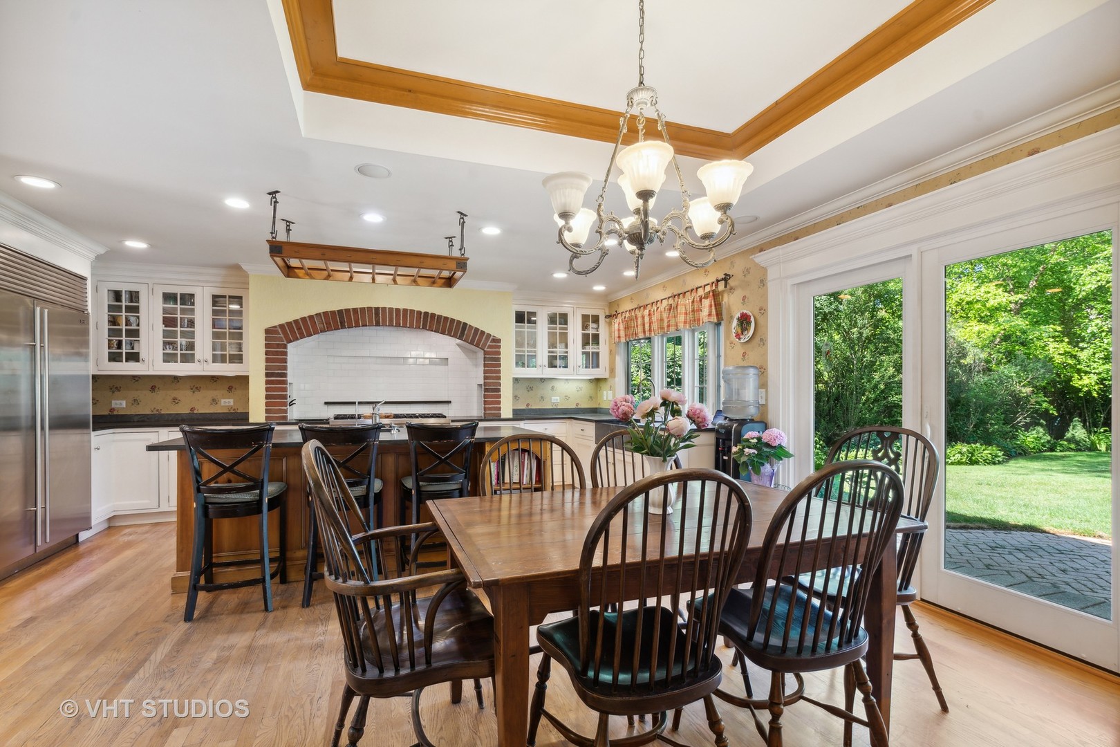 340 Ridge Avenue Winnetka, IL 60093 - Photo 4 of 29 a view of a dining room with furniture window and wooden floor