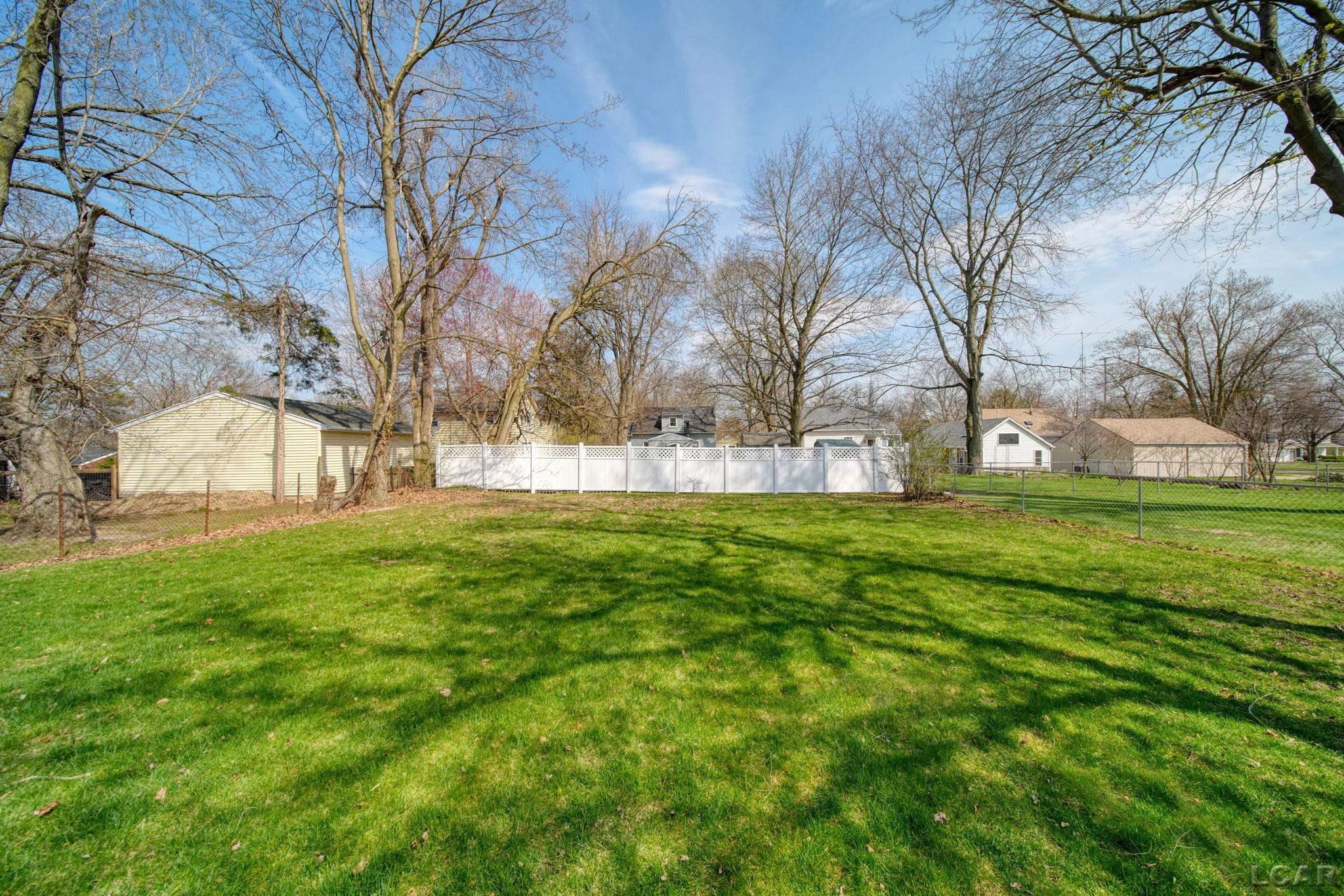 437 Oden Way Adrian, MI 49221 - Photo 28 of 30 Gallery Image 28