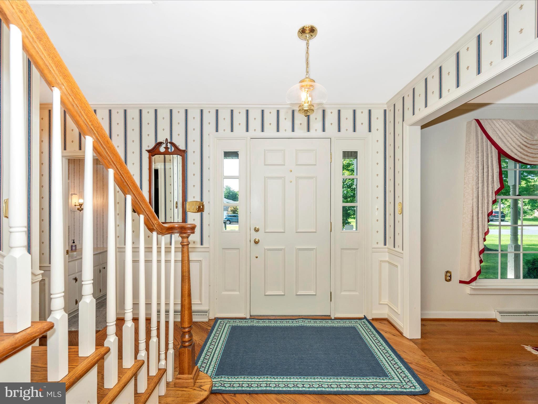 8116 Clearfield Road Frederick, MD 21702 - Photo 3 of 51 Foyer