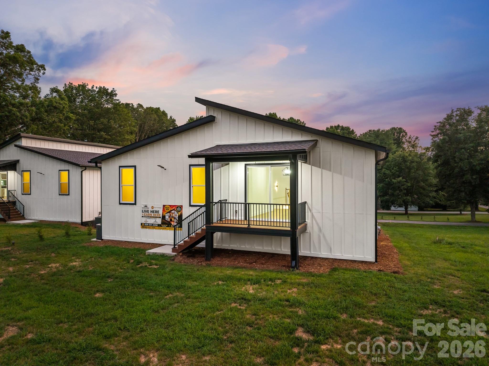 27 Klimovych Road Hendersonville, NC 28792 - Photo 3 of 38