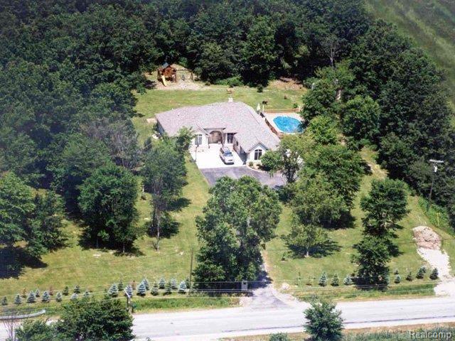 7844 Shea Road Fair Haven, MI 48023 - Photo 2 of 25 2 aerial front.jpg