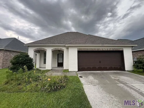 $2,400 | 6212 Lake Edge Drive, Baton Rouge, LA 70820