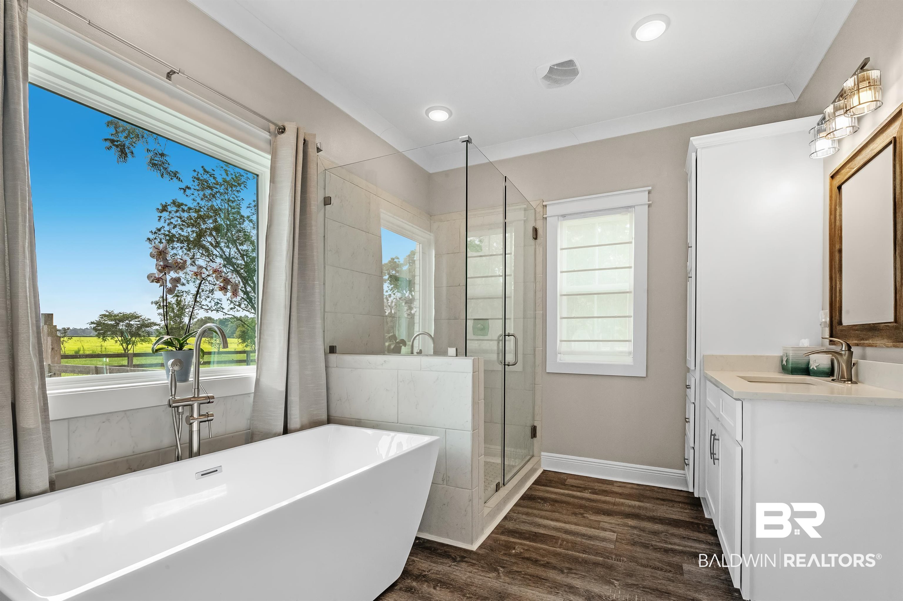 14033 Underwood Road Summerdale, AL 36580 - Photo 31 of 50 Primary Bathroom