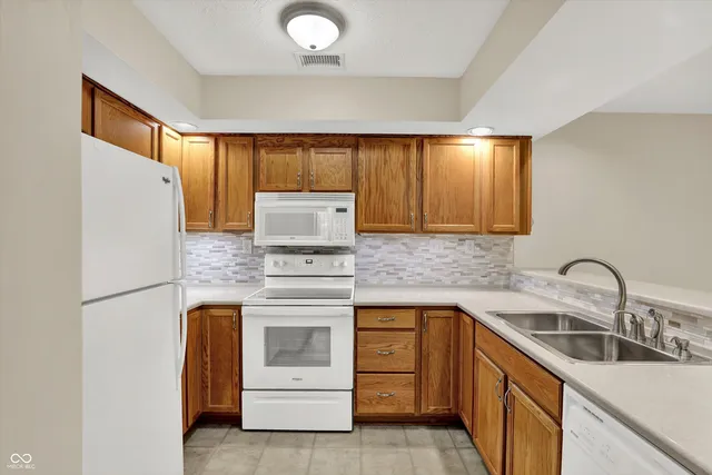 $315,000 | 75 Dominion Drive, Zionsville, IN 46077