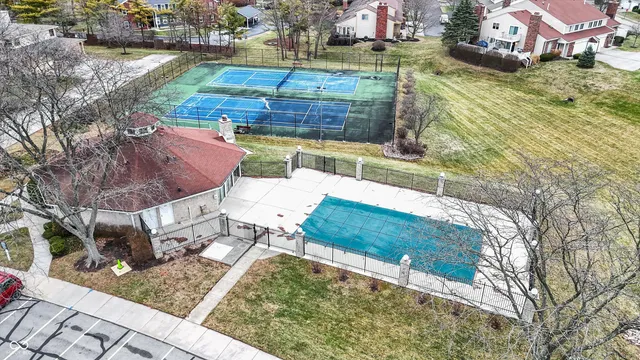 $315,000 | 75 Dominion Drive, Zionsville, IN 46077