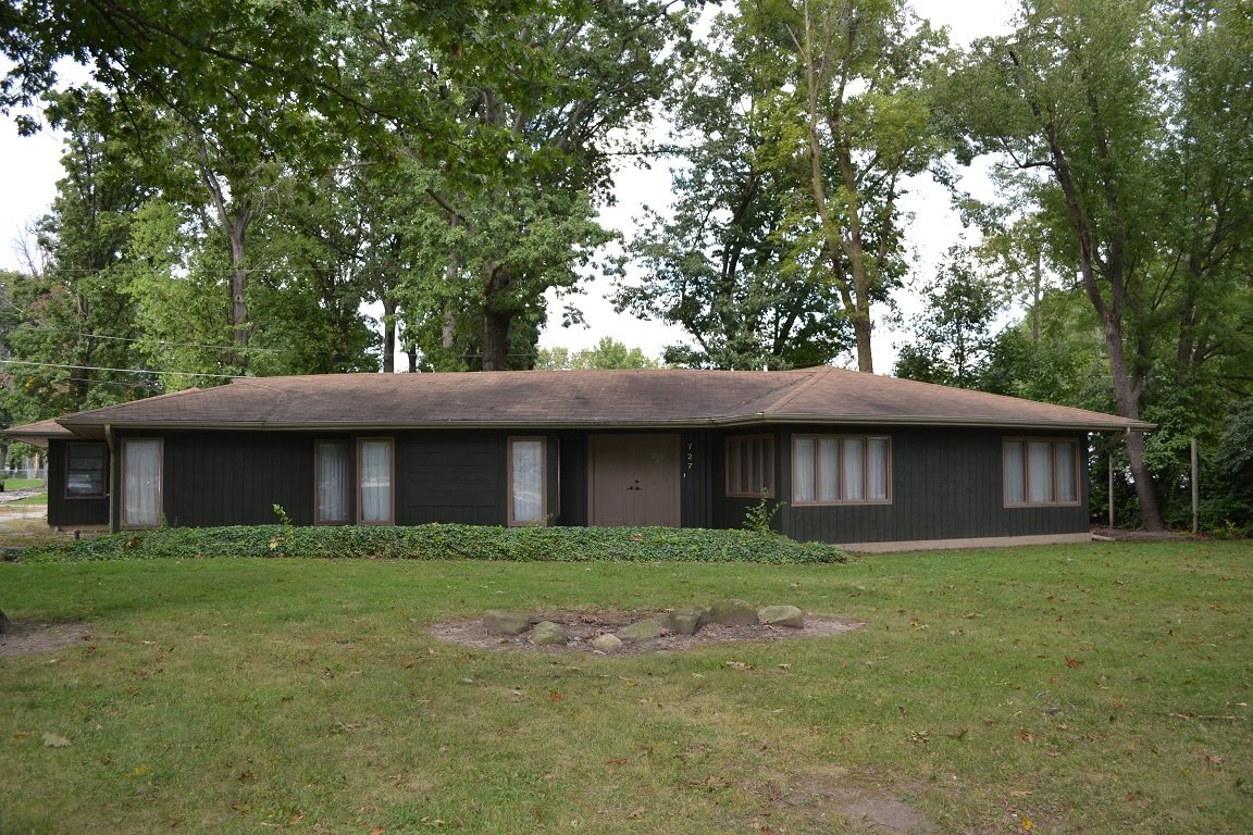 727 East Washington Center Road Fort Wayne, IN 46825 - Photo 1 of 28 Gallery Image 1