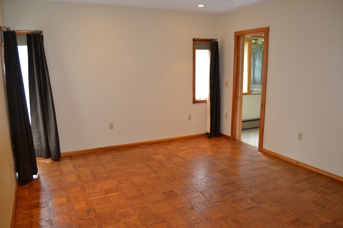 727 East Washington Center Road Fort Wayne, IN 46825 - Photo 21 of 28 Gallery Image 21