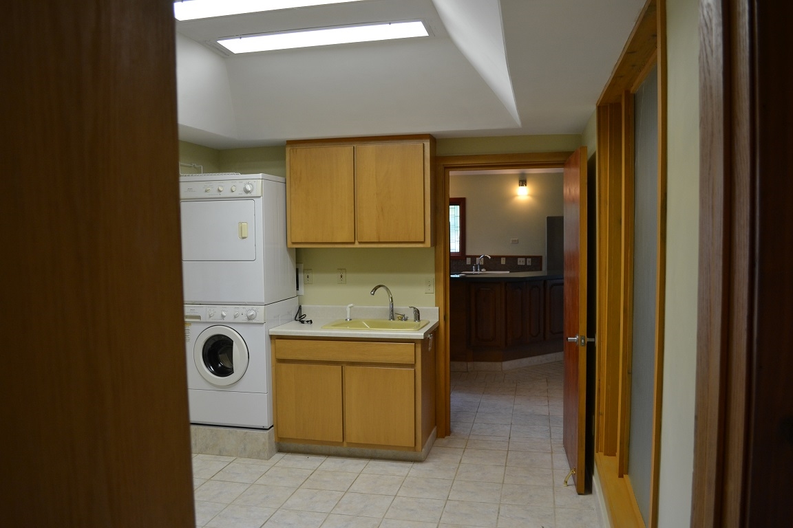727 East Washington Center Road Fort Wayne, IN 46825 - Photo 8 of 28 Gallery Image 8