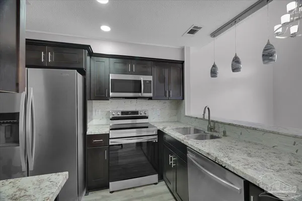 $225,000 | 601 East Burgess Road, Unit J2, Pensacola, FL 32504