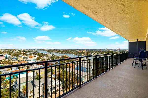 $6,000 | 7650 Bayshore Drive, Unit 1005, Treasure Island, FL 33706