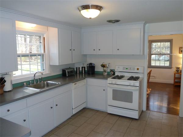 404 Concord Road Sudbury, MA 01776 - Photo 8 of 22 Gallery Image 8