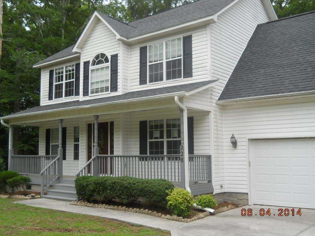 228 Jenkins Road Jacksonville, NC 28540 - Photo 1 of 11 Primary Photo