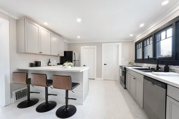 $219,900 | 301 West Michigan Avenue, Augusta, MI 49012