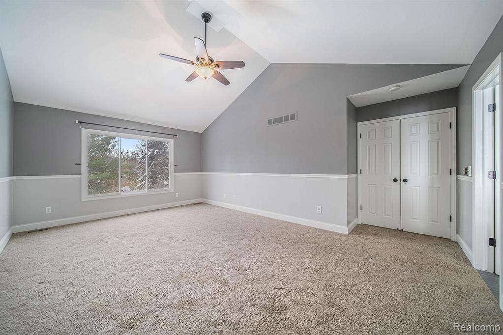 6627 Ridgewood Court Clarkston, MI 48348 - Photo 15 of 38