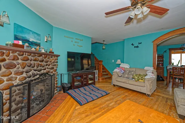 $299,900 | 496 County Route 7, Nassau, NY 12123