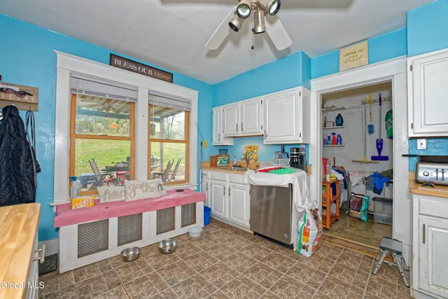 $299,900 | 496 County Route 7, Nassau, NY 12123