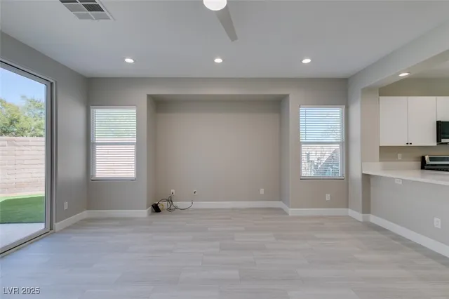 $3,750 | 10914 Moonbeam Glow Lane, Las Vegas, NV 89135