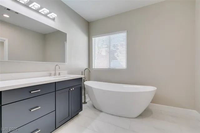 $3,750 | 10914 Moonbeam Glow Lane, Las Vegas, NV 89135