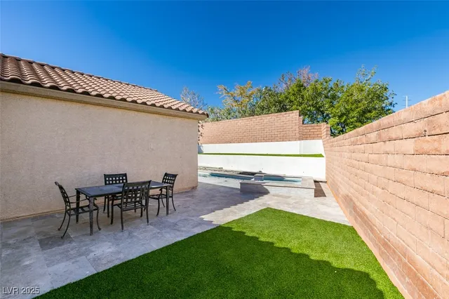 $3,750 | 10914 Moonbeam Glow Lane, Las Vegas, NV 89135