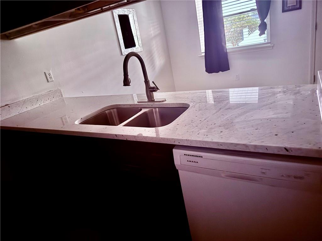 2524 Pecan Drive, Unit B Chalmette, LA 70043 - Photo 6 of 14