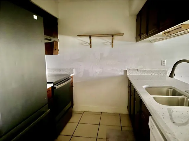 $1,100 | 2524 Pecan Drive, Unit B, Chalmette, LA 70043