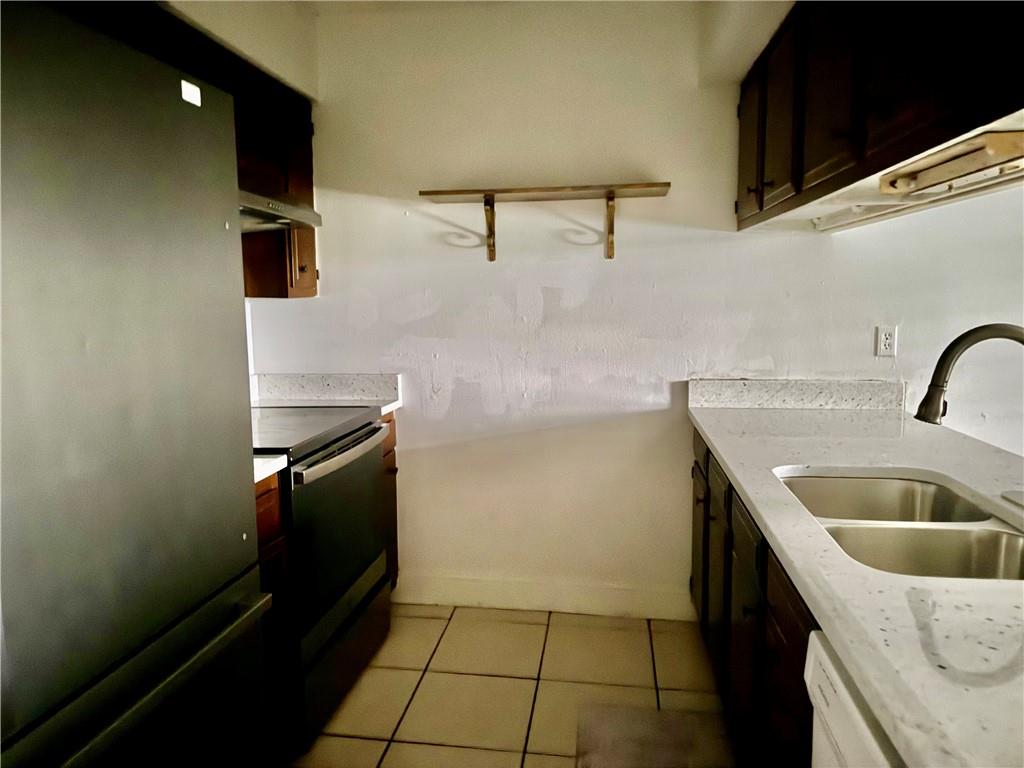 2524 Pecan Drive, Unit B Chalmette, LA 70043 - Photo 8 of 14