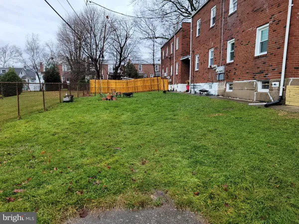 $1,975 | 1331 Astor Street, Unit 2, Norristown, PA 19401