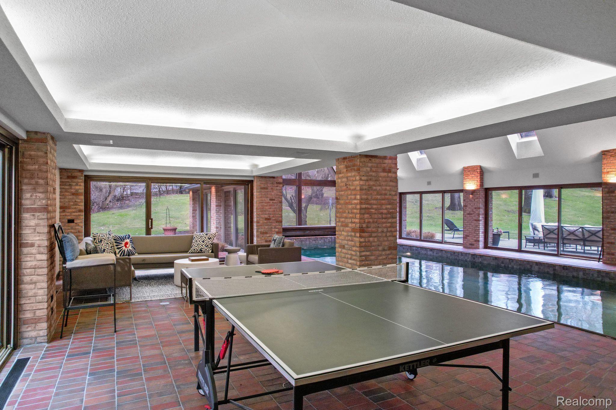 26025 Woodlore Road Franklin, MI 48025 - Photo 43 of 49 Gallery Image 43