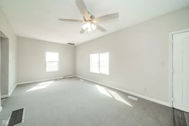 $169,900 | 5694 East State Road 36, Mooreland, IN 47360