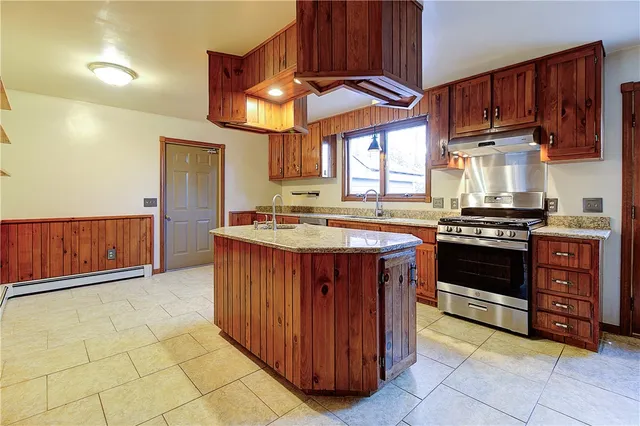 $699,000 | 33 Sandy Way, Cumberland, RI 02864