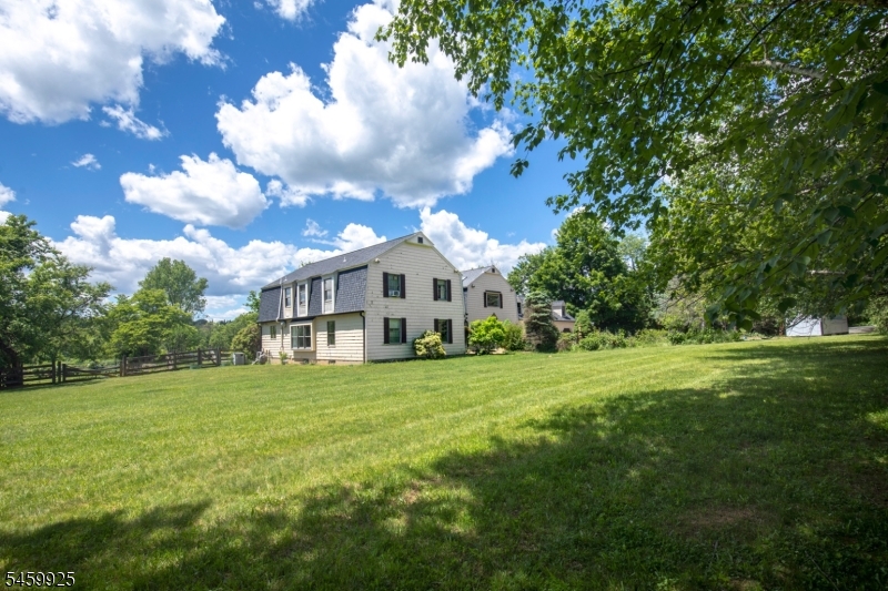 13 Farmersville Road Califon, NJ 07830 - Photo 28 of 37 Gallery Image 28